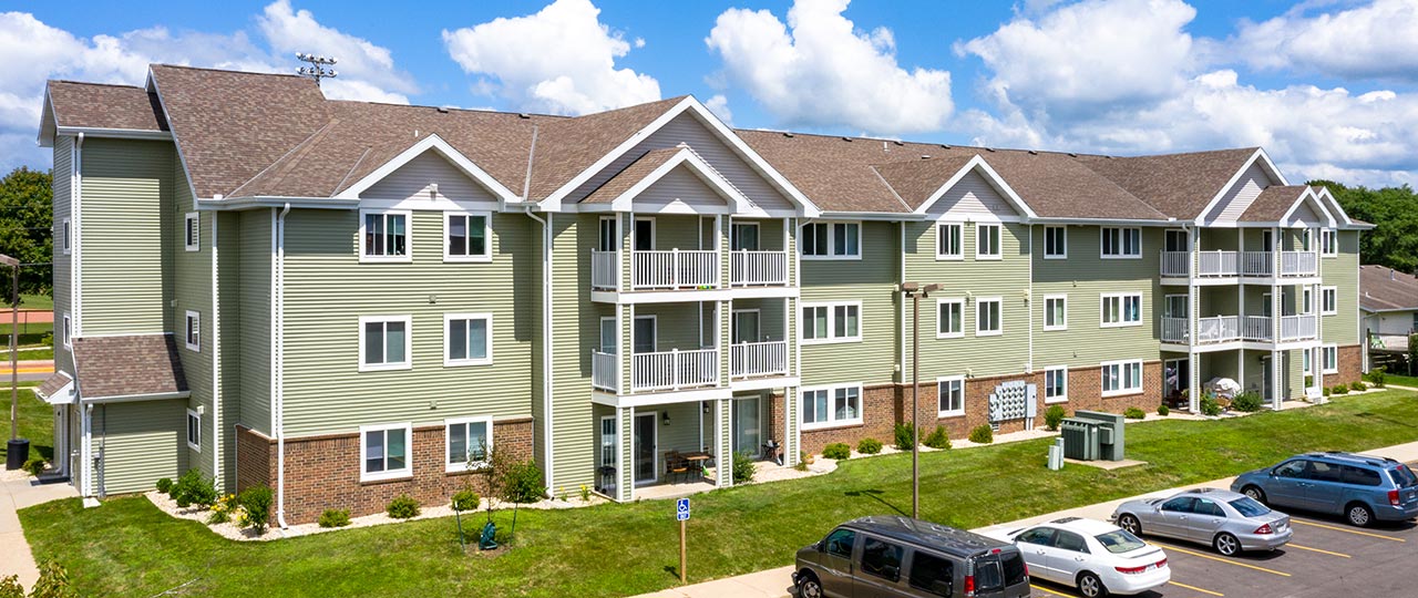 Cascade Falls Apartments for Rent in Stoughton, WI